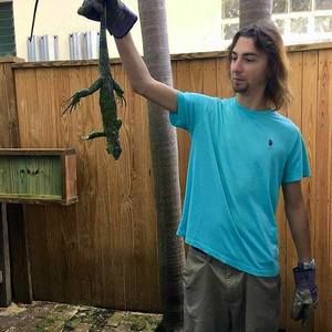 Meet your Posher, Joshua